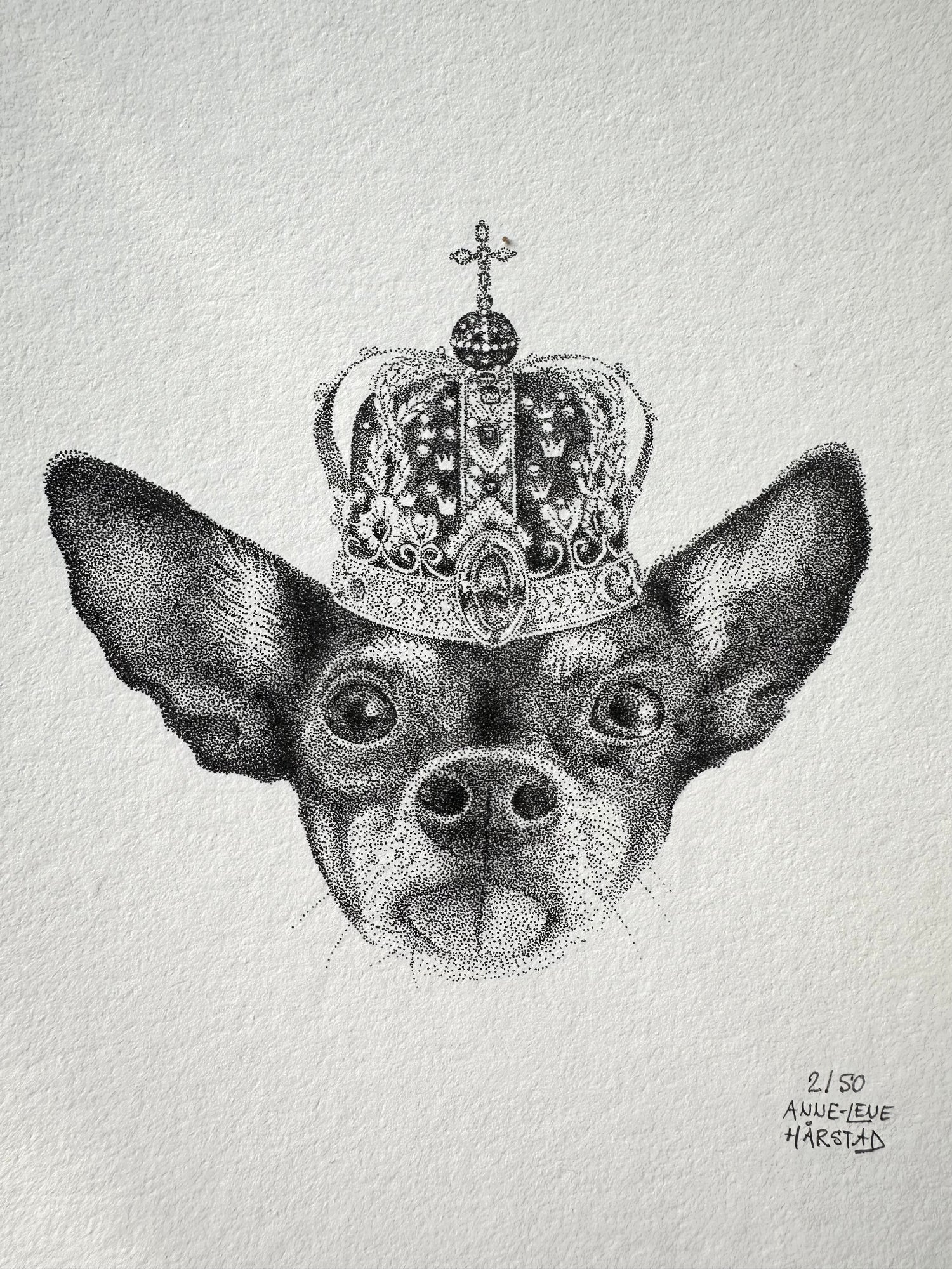Drawing of a chihuahua with king haralds crown